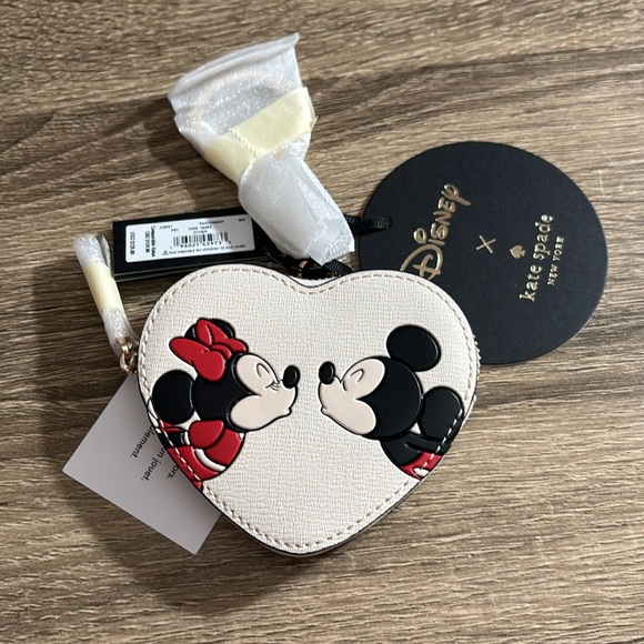 Kate spade Disney Bag Key Charm NWT - Picture 6 of 7